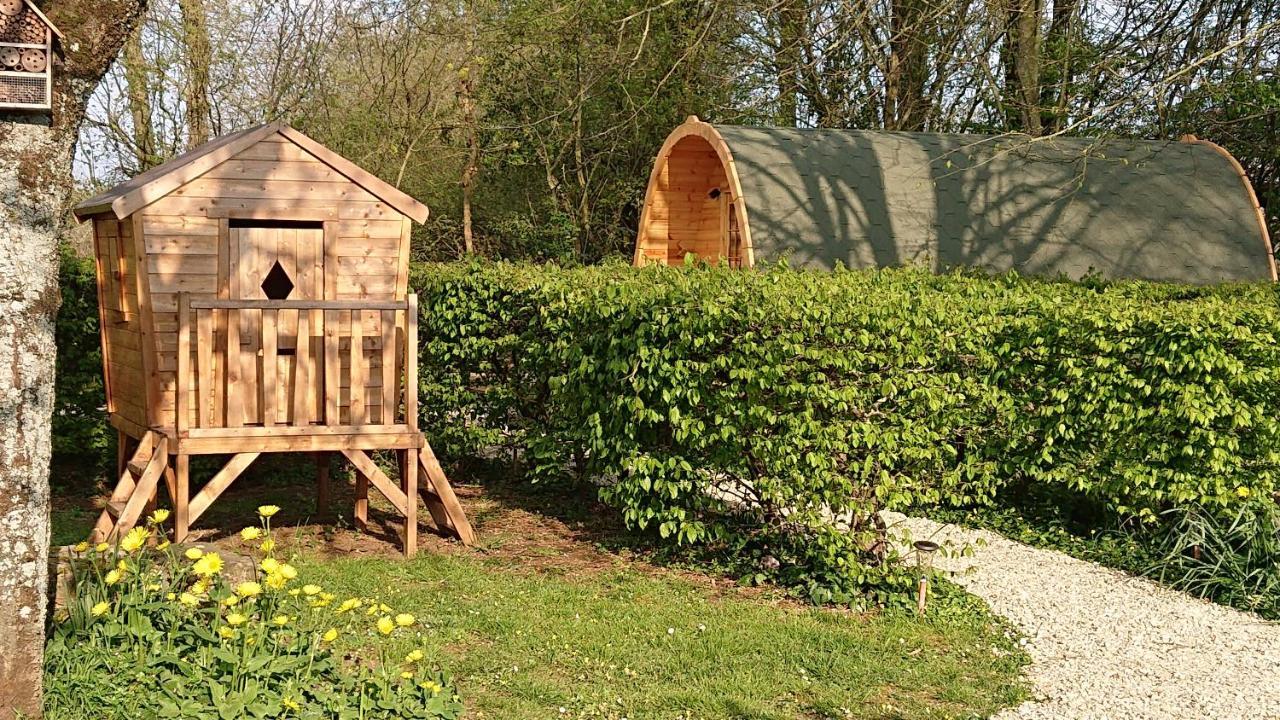 Cabane En Bois Avec Bain Nordique Asnieres-sur-Vegre Bagian luar foto