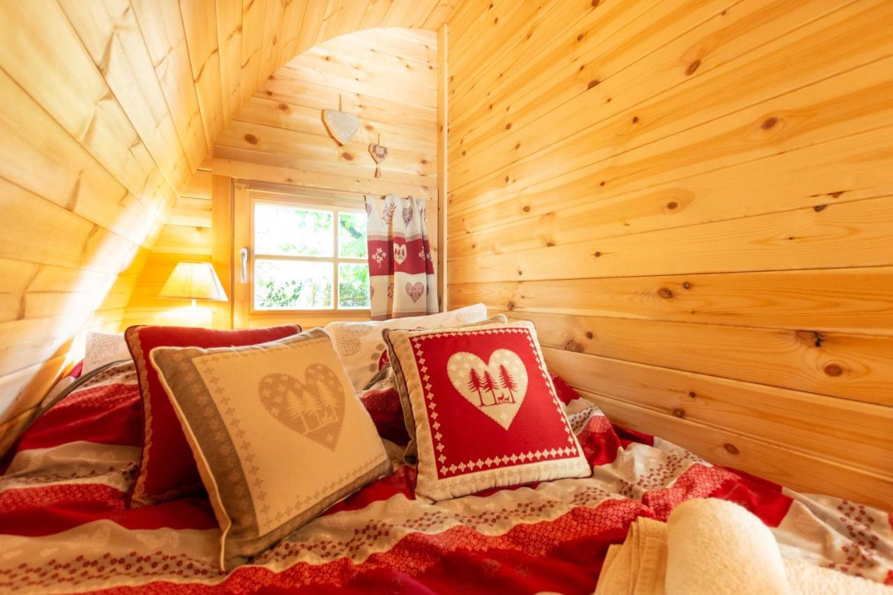 Cabane En Bois Avec Bain Nordique Asnieres-sur-Vegre Bagian luar foto